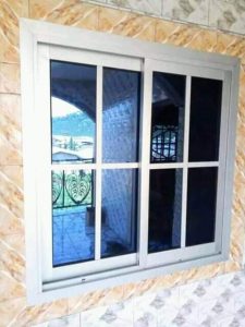 fenêtre sur mesure à Sainte-Scolasse-sur-Sarthe